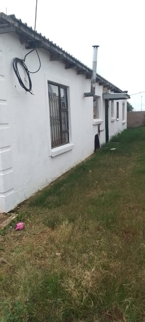 3 Bedroom Property for Sale in J B Mafora Free State